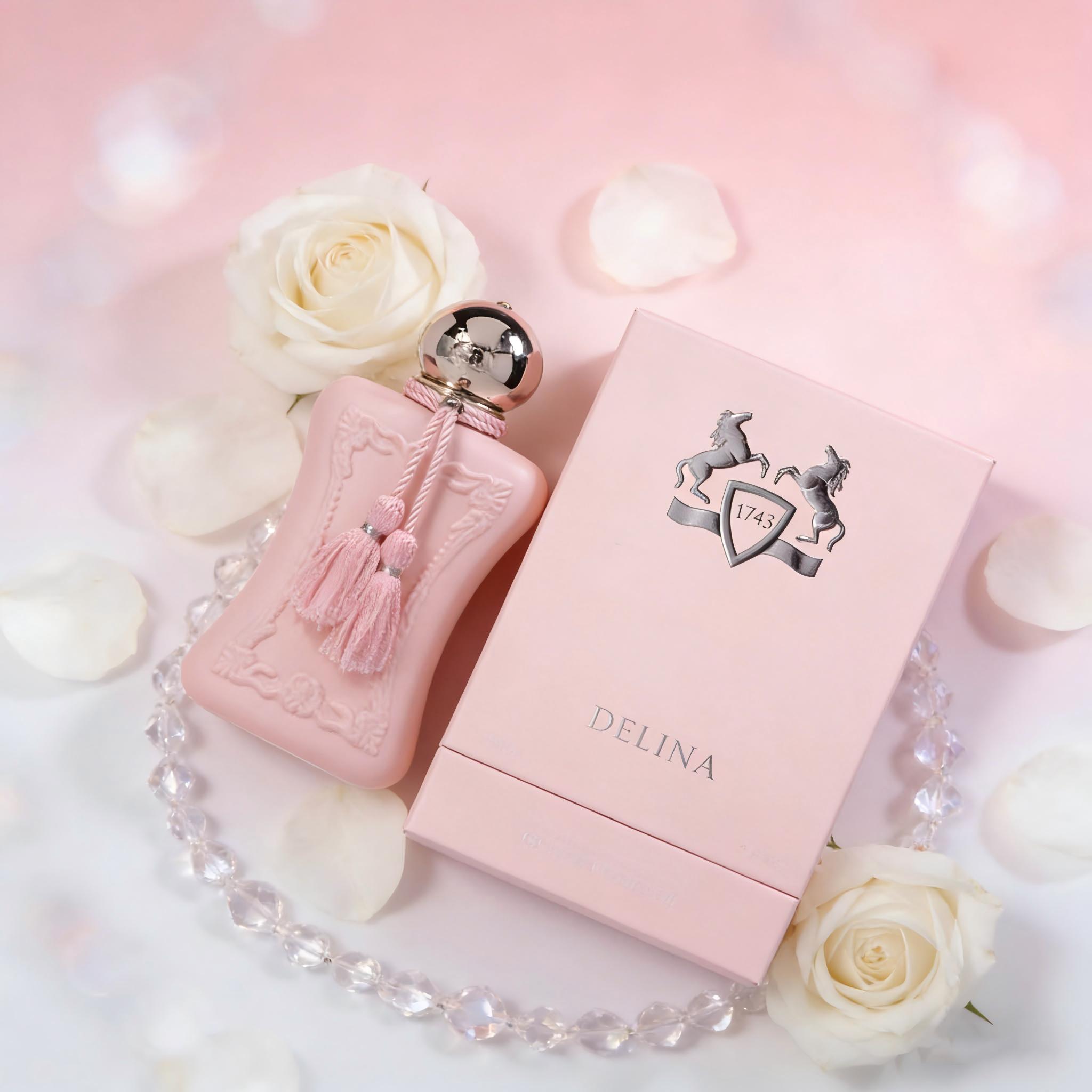デリーナ EDP：エレガントなピンクのボトルにタッセル付き、 - Home Bar Accessories のレビューと価格