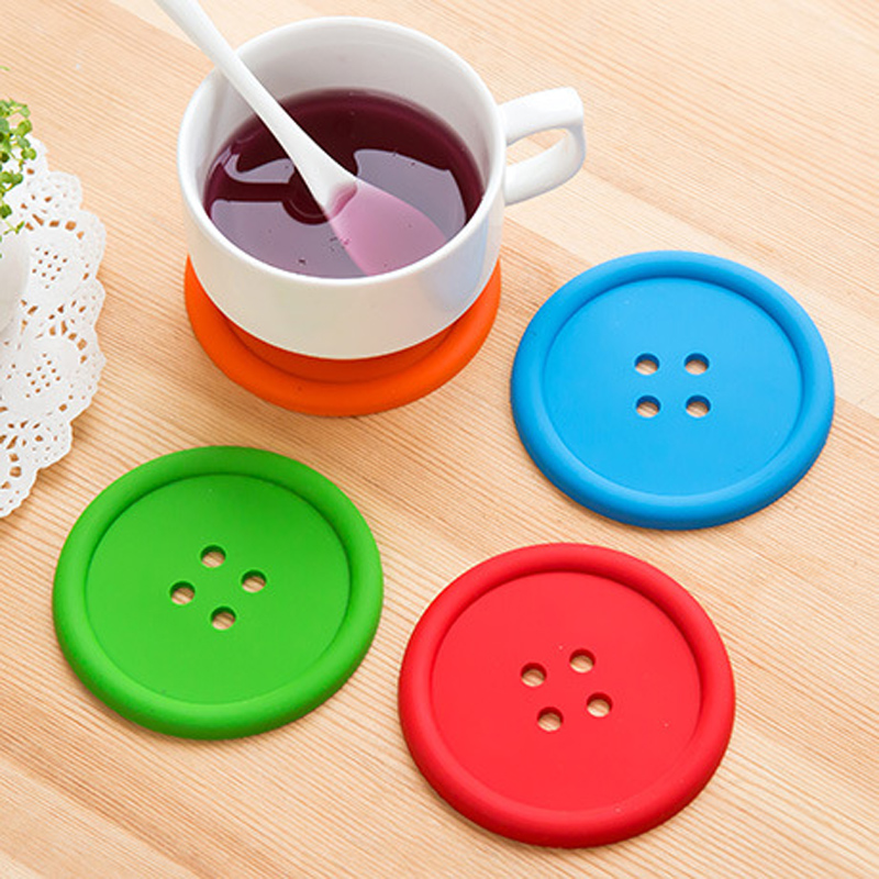 複数の色のシリコンカップマットかわいいカラフルなボタンカップ - Bar Mat Rubber のレビューと価格